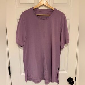 Nike Yoga Mens Split Hem Slim Fit Dri Fit Shirt